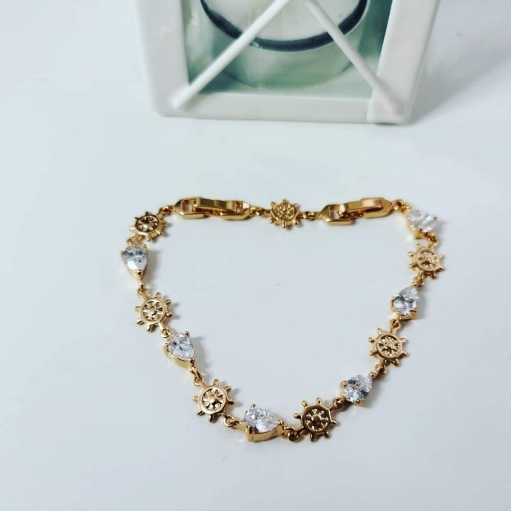 Gorgeous Gold Plated bracelet/ Wheels